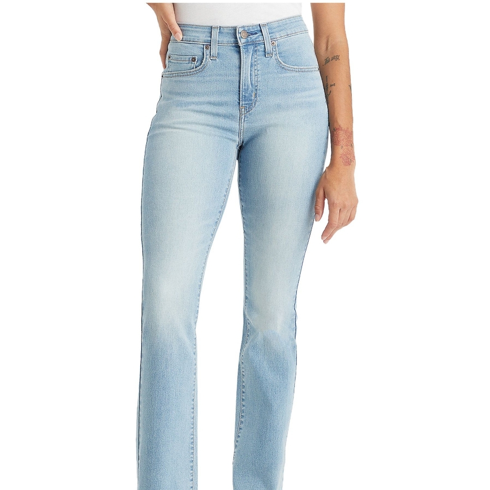 Levi's 725 High Rise Bootcut Women's Jeans
Raw hem - Ourlet non fini 29x32